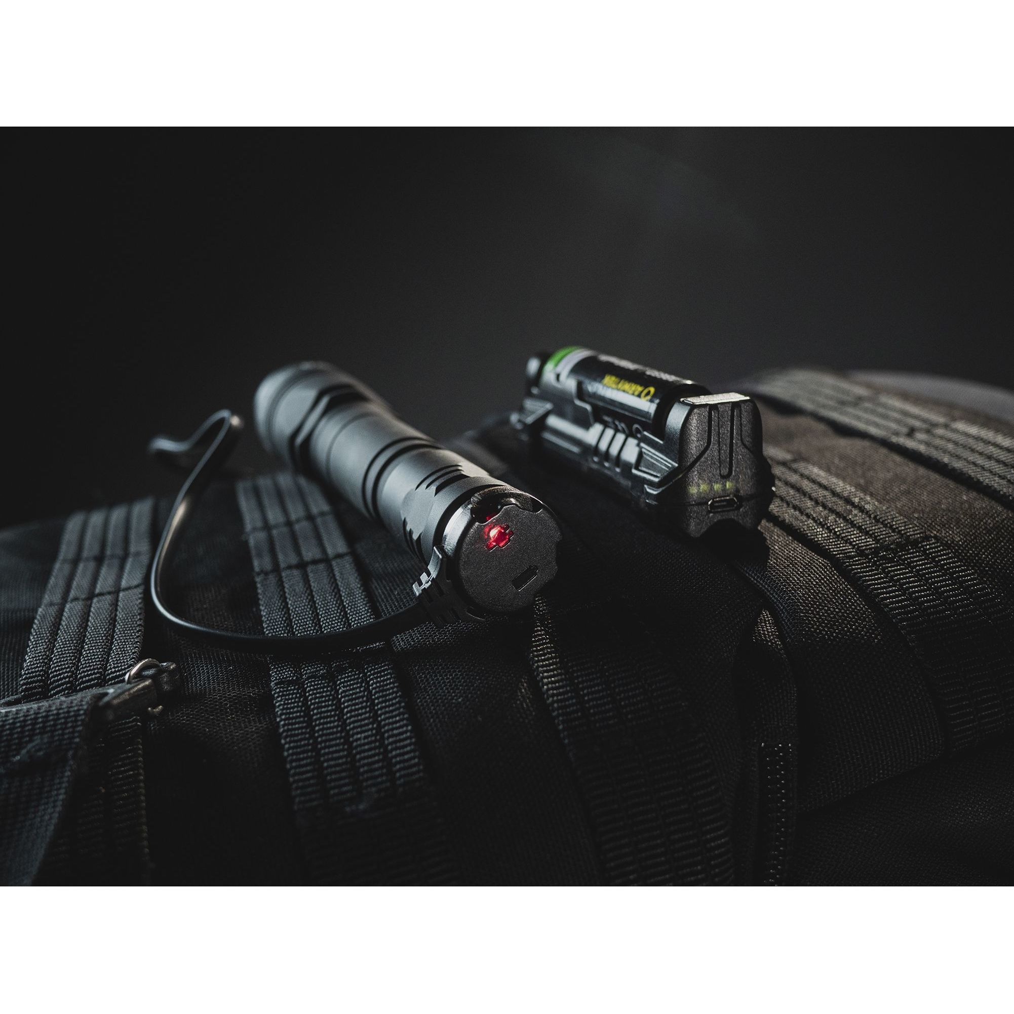 Фонарик доберман. Armytek dobermann Pro Magnet USB. Armytek Viking Pro Magnet USB. F07501w Armytek. Armytek Barracuda Magnet USB.